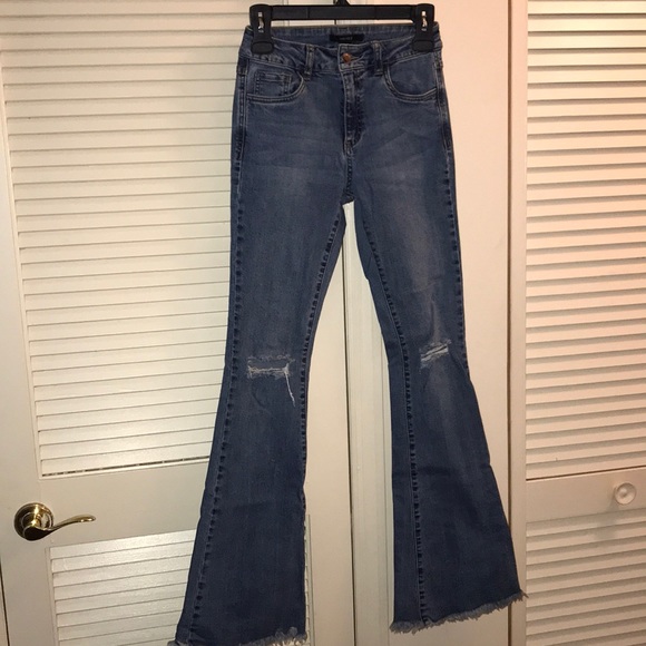 Jeans - Picture 2 of 6